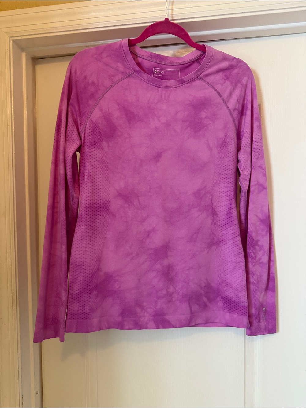 Figs Pink Cloud Tie-Dye salta- large